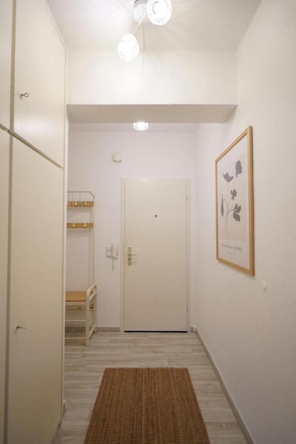 Apartment Dein Flughafen Messe Nahe Duesseldorf 2 *